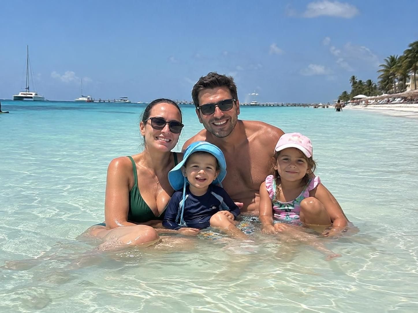 préparez votre excursion à isla mujeres avec de jeunes enfants : transport, activités adaptées, conseils pratiques et astuces pour une journée sereine en famille.