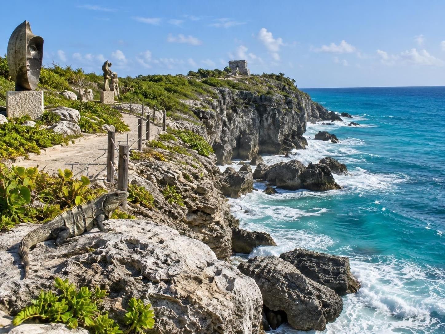 descubre el templo maya de punta sur en isla mujeres: vestigios, panorámicas del mar Caribe y consejos prácticos para llegar.